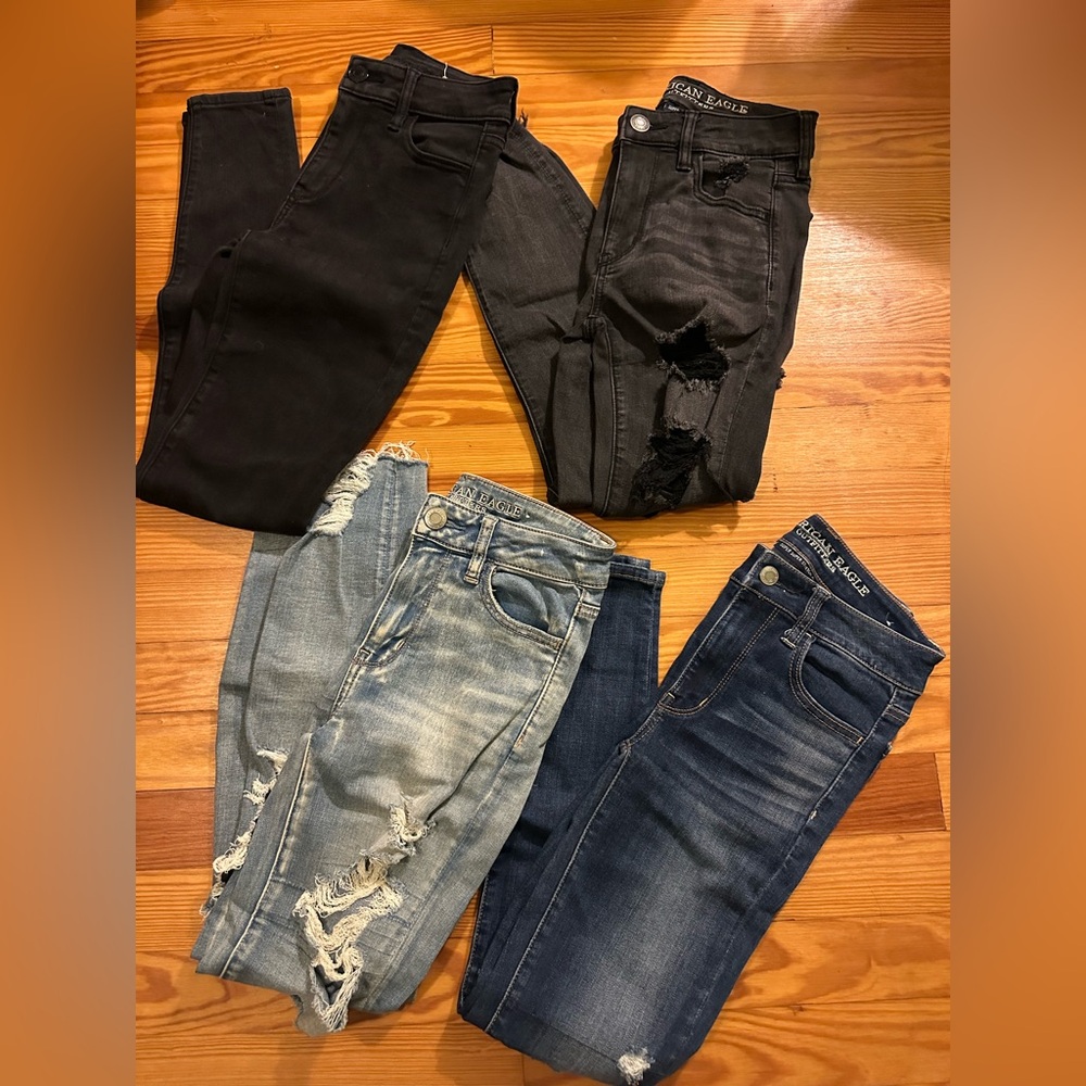 5 Pairs of American Eagle Jeans